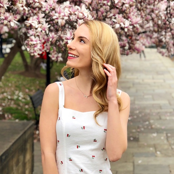 Meet your Posher, Meaghan - Picture 3 of 3